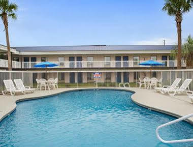 Howard Johnson By Wyndham Valdosta Eksteriør billede